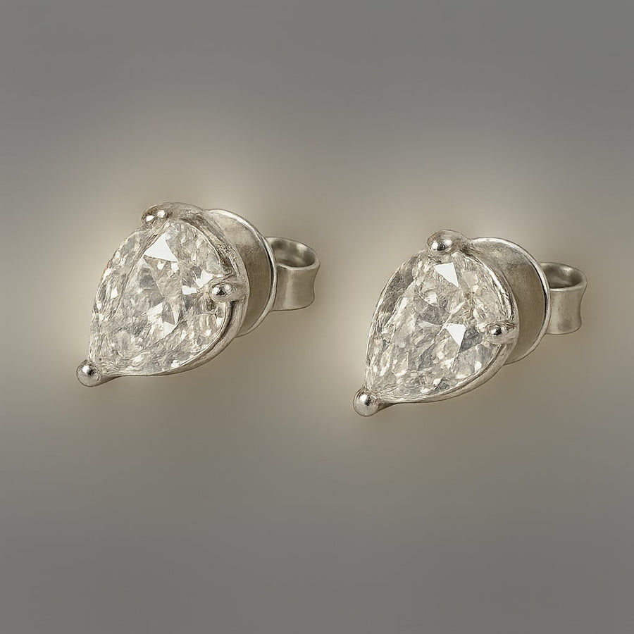 Modified Pear Stud Earring | hero