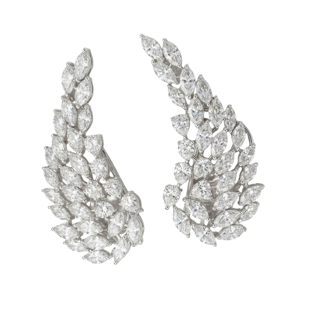 Statement Lumiere leaf earrings in Silver | Hero